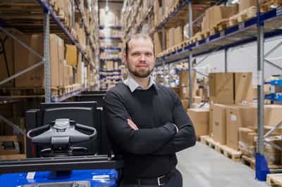 Logistiikkapäällikkö Lauri Maukonen