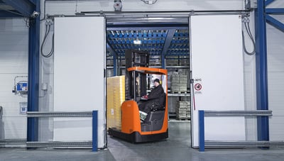 Toyota trukit pakkasvarastoon